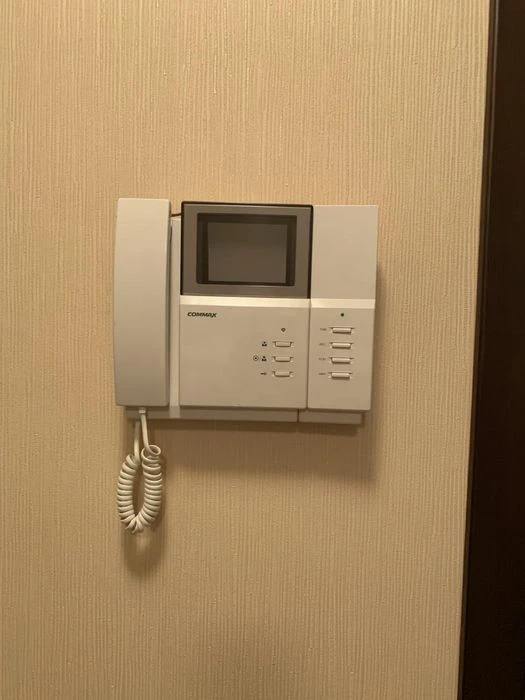 3к.кв., Вернадского, 1, Центр
