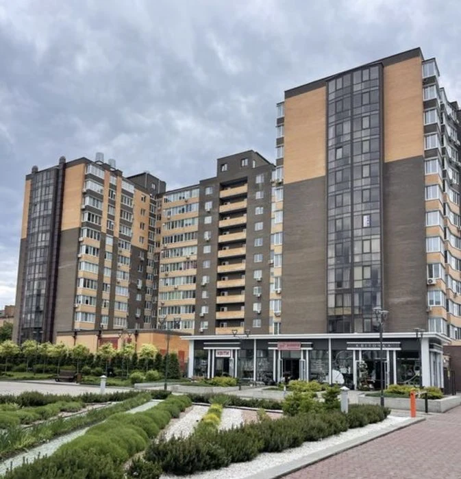 Продаж 2-кімнатної квартири в ЖК «Резиденція», самий центр м