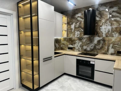For sale: 2-room apartment (69 square meters) in Mira 2, building 1.