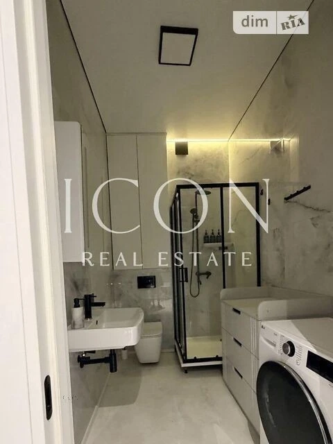Продаж 1к квартири 41 кв. м на вул. Богатирська 32 • ID 3473