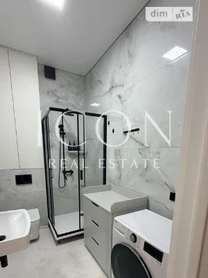 Продаж 1к квартири 41 кв. м на вул. Богатирська 32 • ID 3473