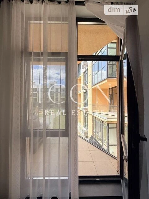 Продаж 1к квартири 41 кв. м на вул. Богатирська 32 • ID 3473