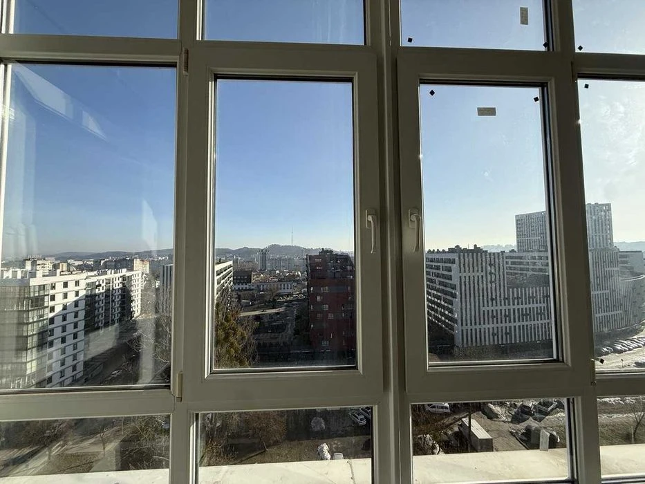 Продаж 2 кім. квартири з панорамою на Високий замок по вул.