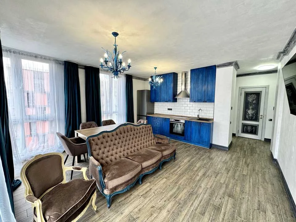 Квартира. Київ, Родини Кістяківських вул.