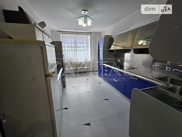 Продаж 2к квартири 74 кв. м на просп. Павла Тичини 16/2 • ID