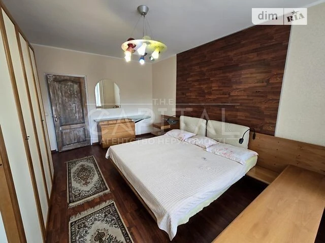 Продаж 2к квартири 74 кв. м на просп. Павла Тичини 16/2 • ID