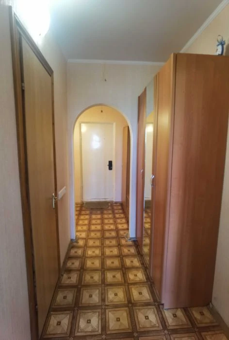 Продам отличную 1 комнатную квартиру на Позняках, по ул. Дра