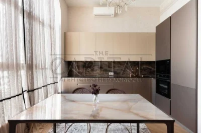 Продаж квартири, ЖК Новопечерські Липки, Драгомирова, Верхог