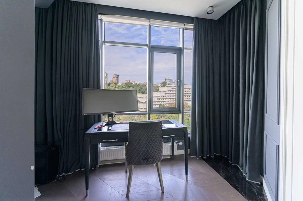 **Продам квартиру 90м2 ЖК PecherSKY**