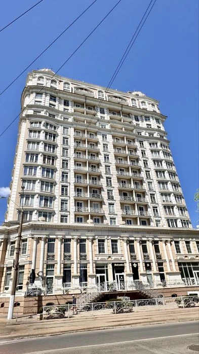 Продаж ‼️ЖК Бельєтаж ‼️70 м ‼️Дизайнерський ремонт ‼️ Парк Ш