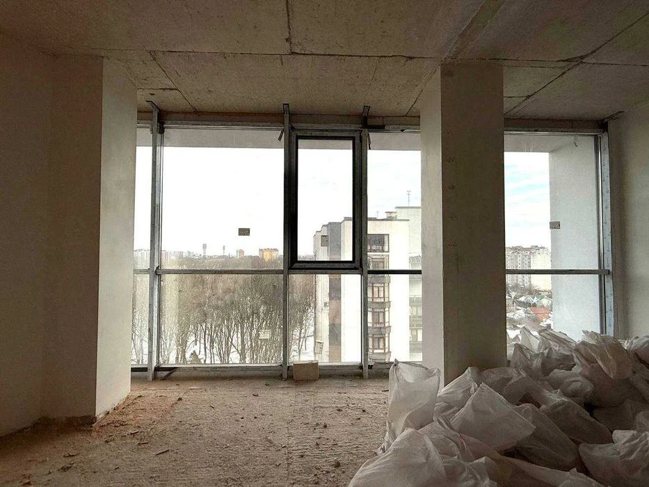 Преміальний пентхаус з терасою у парку SB
