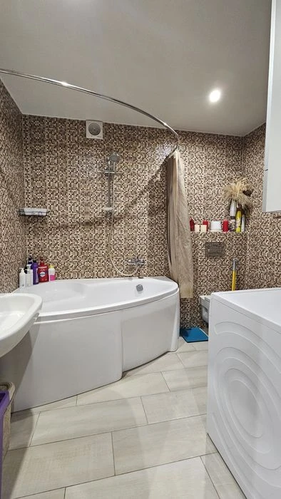 Стильна 2 кім.кв в СУЧАСНОМУ ЖК на Митниці