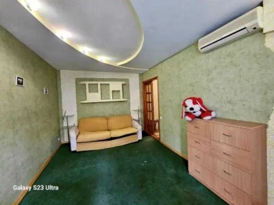 Продам 2к.кв. улучш. планировки, Северная Салтовка.
