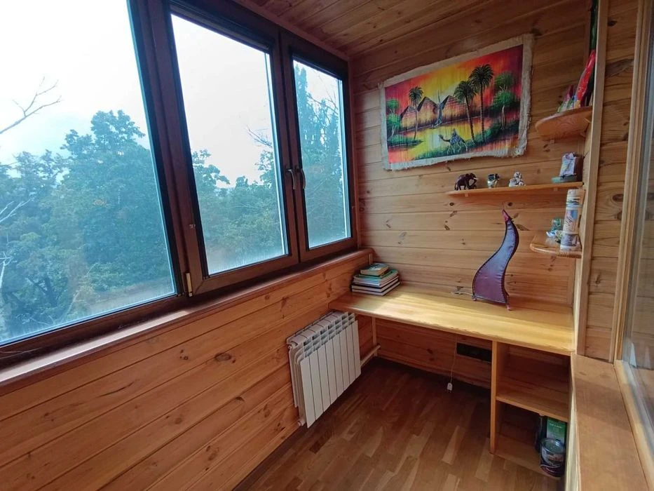 Продам 3-кімнатну квартиру 64,6 м² з ремонтом біля метро «Ст
