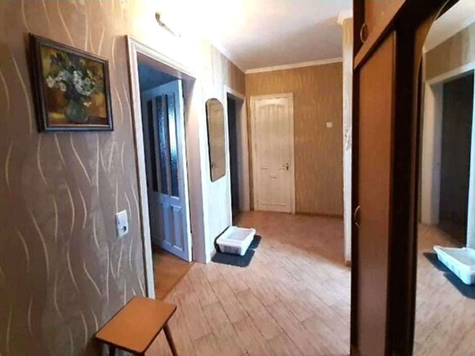 Квартира. Дніпро, Метробудівська вул.