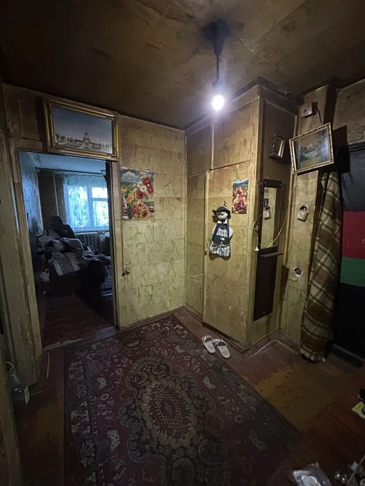 Продається 3 кімнатна на Вінграновського  (Інгульський район