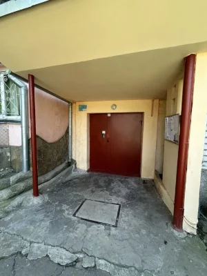 Продається 3 кімнатна на Вінграновського  (Інгульський район