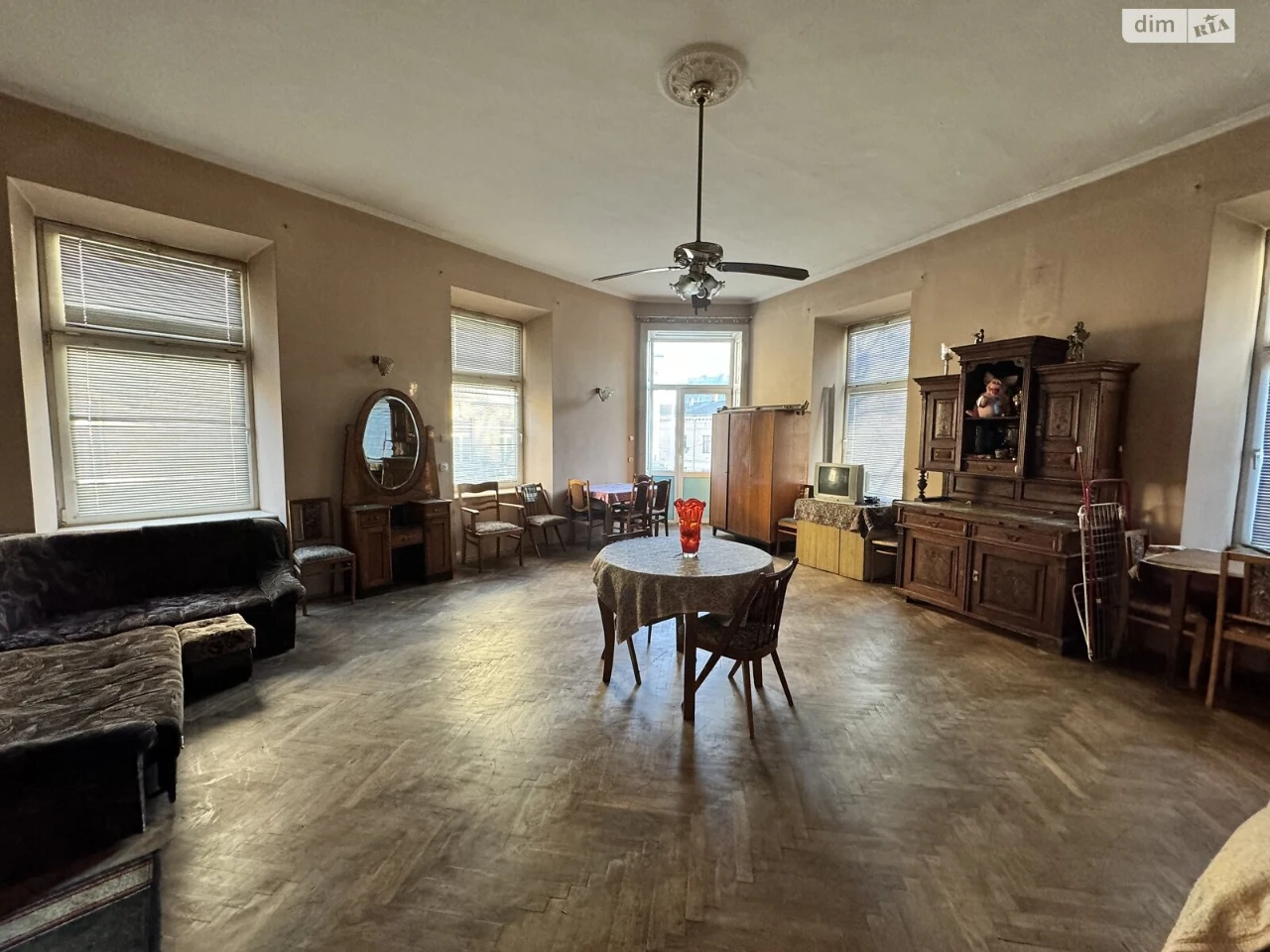 Продаж Квартира Галицький