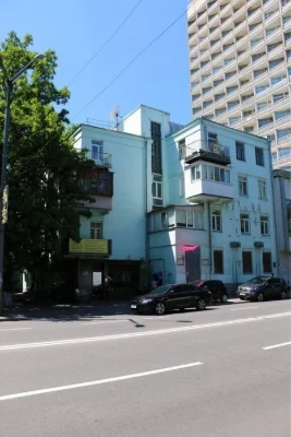 Windows on Hrushevskoho. Apartment for sale opposite Mariinsky.