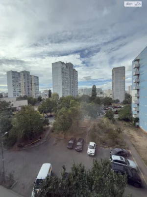 Продаж Квартира Троєщина