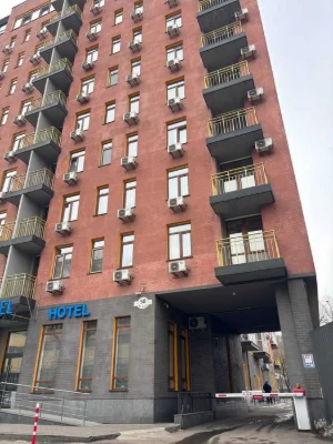 Без комісіі для покупців. Продам квартиру метро Палац Украін