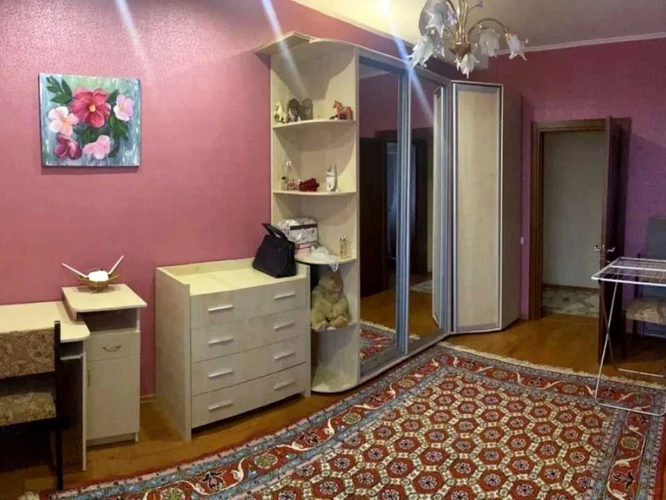 Квартира. Дніпро, Фабрично-Заводська вул.