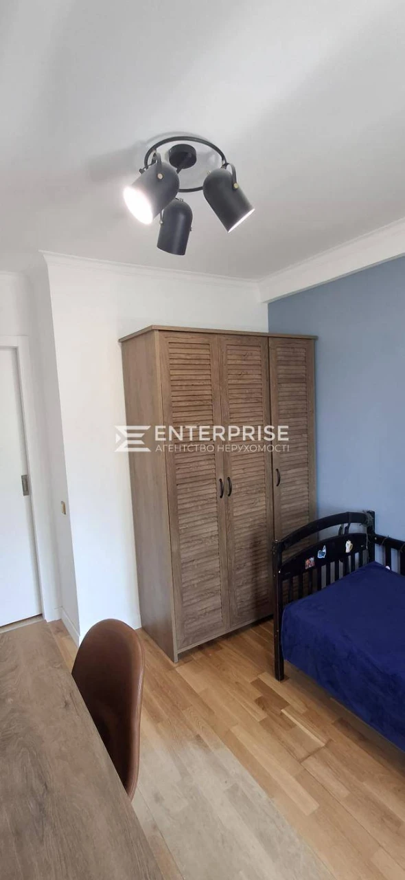 Без% Держпрограми Продаж 3к квартири, ремонт, поряд метро Жи