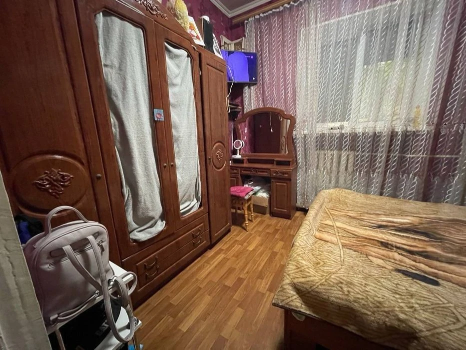 Windows on Hrushevskoho. Apartment for sale opposite Mariinsky.