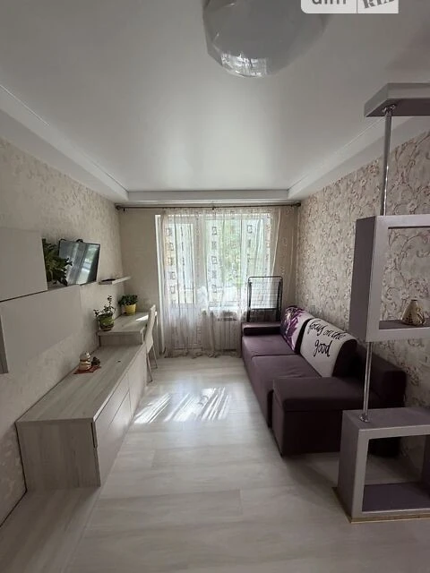 Продаж 2к квартири 45 кв. м на вул. Родини Глаголєвих 22А •