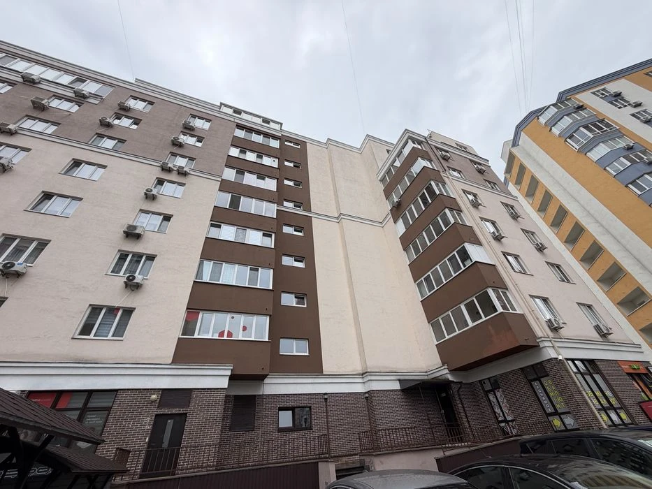 Продаж сучасної 2-кімнатної квартири,  вул. Драгоманова, 38