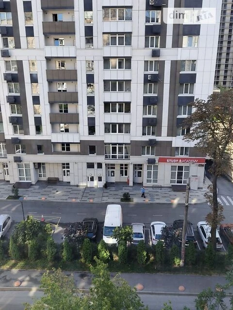 Продаж 1к квартири 32 кв. м на вул. Львівська 12 • ID 348244