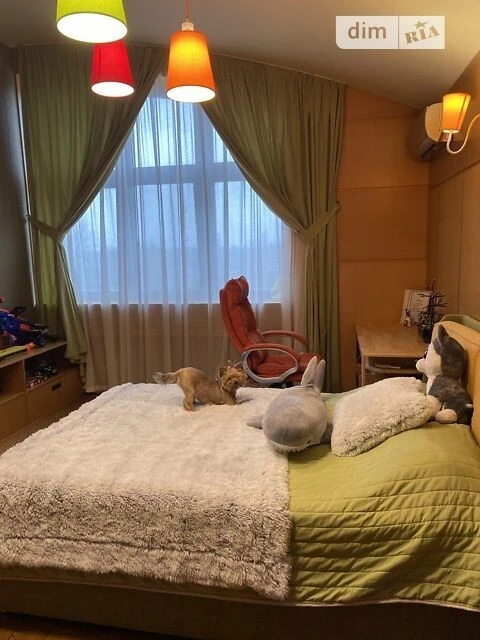 Продаж 5к квартири 221 кв. м на наб. Оболонська 15 корпус 4