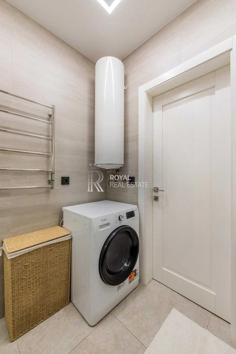 Продаж 1-кімнатної квартири 45,4 м² з ремонтом у ЖК Svitlo P