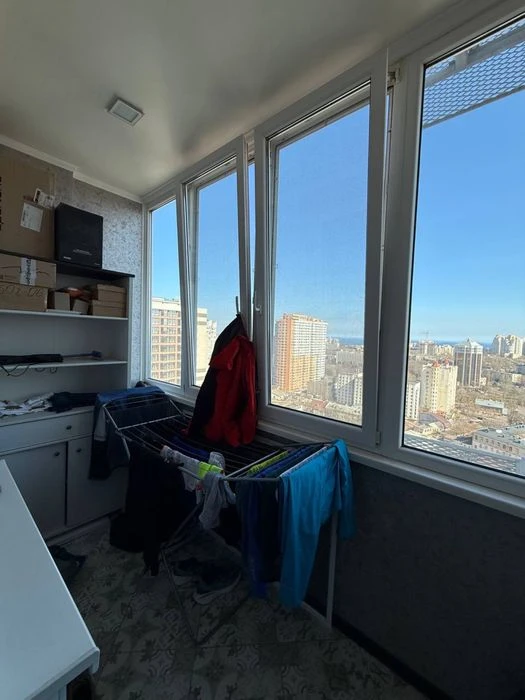 I will sell 1-room residential complex Apelsyn Center. Gorgeous sea view