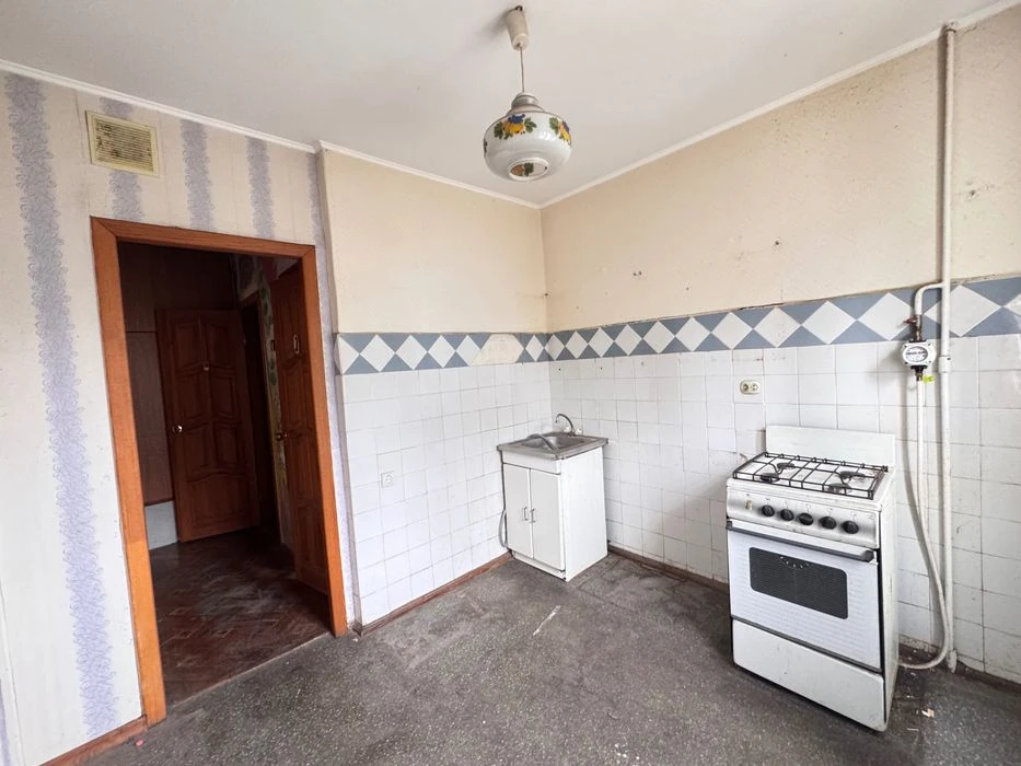 Продається двокімнатна квартира. Метро Мінська