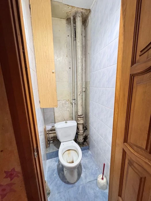 Продається двокімнатна квартира. Метро Мінська