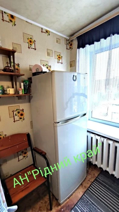 Продамо затишну, простору 3у квартиру в цегляному будинку. Р