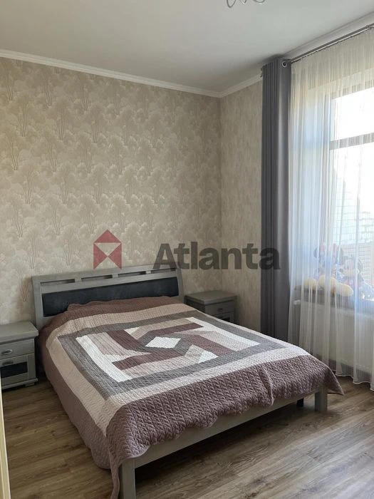 Good house in Sauvignon with renovation