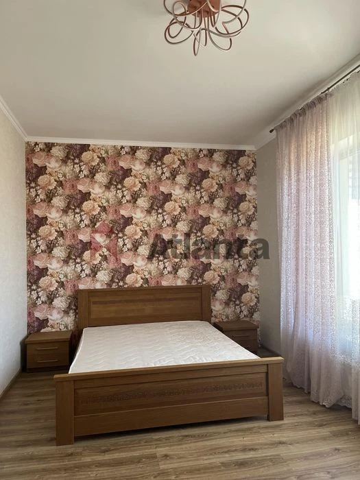 Good house in Sauvignon with renovation