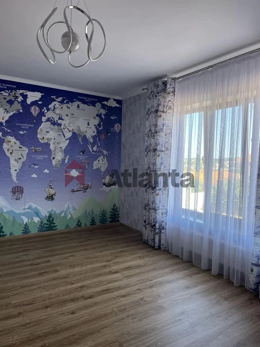 Good house in Sauvignon with renovation