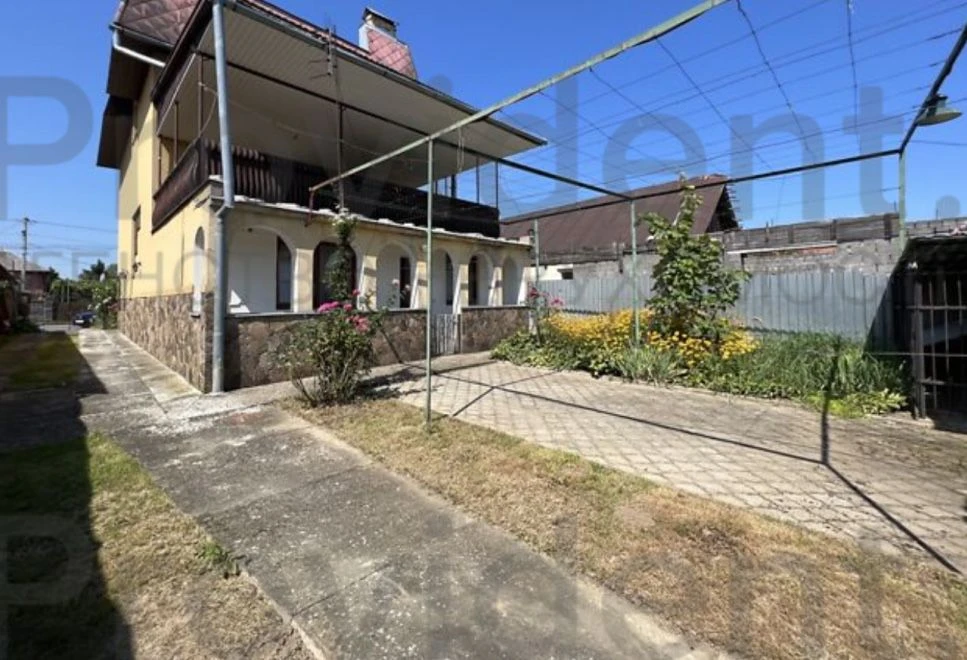 Продаж будинку|230,7м2