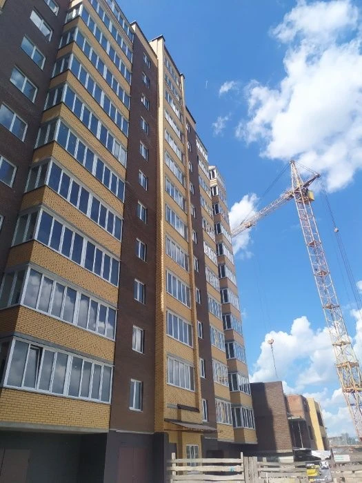 Продам 2х комнатную квартиру Корона Дубово