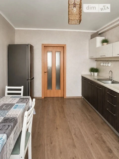 Sale of 3-room apartment 90.5 sq. m. on Urlivska Street 34 • ID 3469