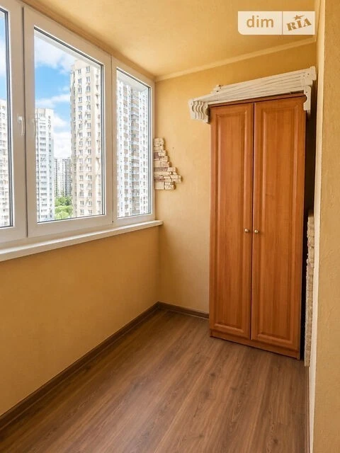 Sale of 3-room apartment 90.5 sq. m. on Urlivska Street 34 • ID 3469