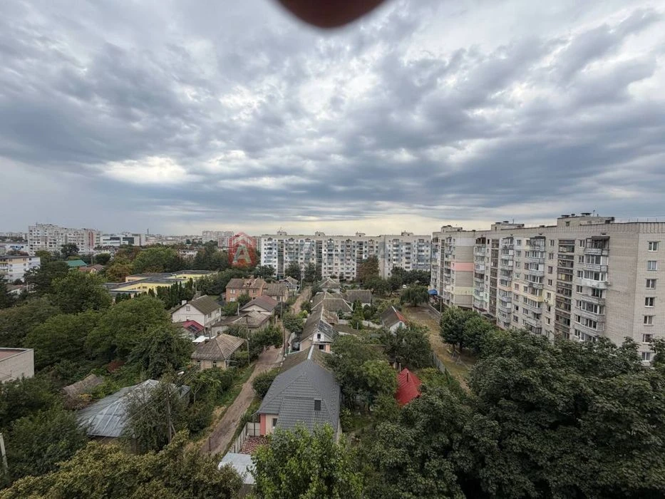 1-а квартира під ремонт, газіфікований цегляний будинок