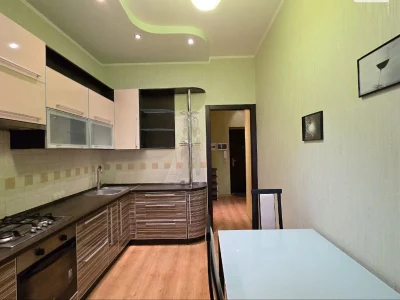 Продаж Квартира 521-ий мікрорайон