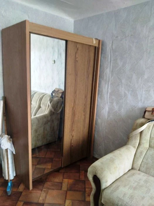 Продаж 1-кімнатної вітальні вул. Машиністів, 10