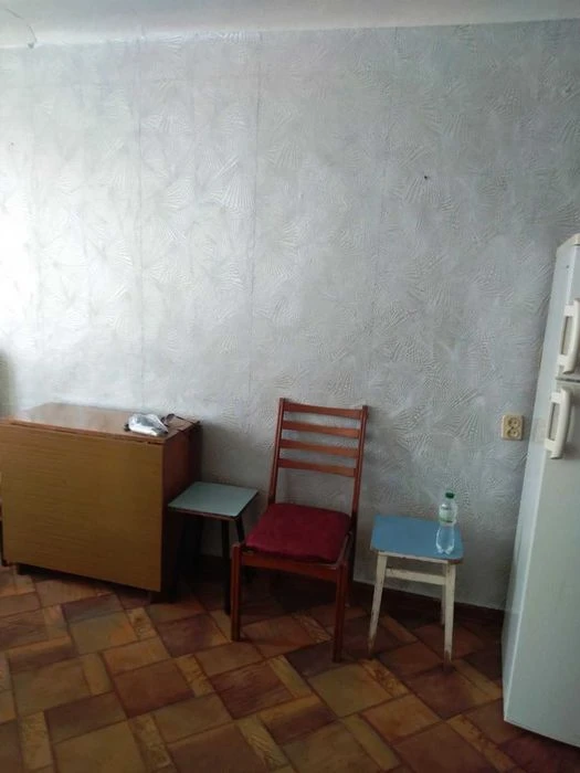 Продаж 1-кімнатної вітальні вул. Машиністів, 10