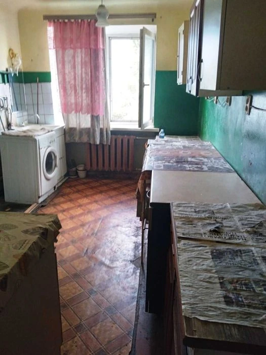 Продаж 1-кімнатної вітальні вул. Машиністів, 10