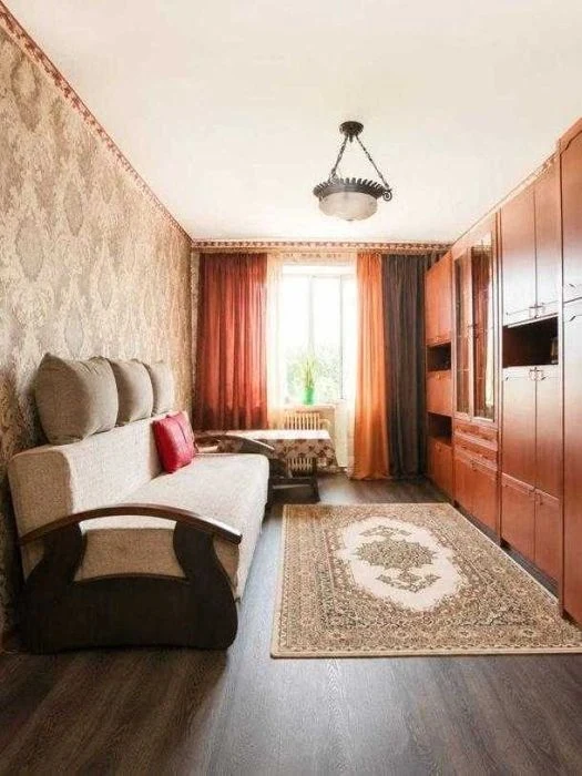 Продам 1к. кв. улучшенной планировки, з-д Шевченко, ул. Ак.Б